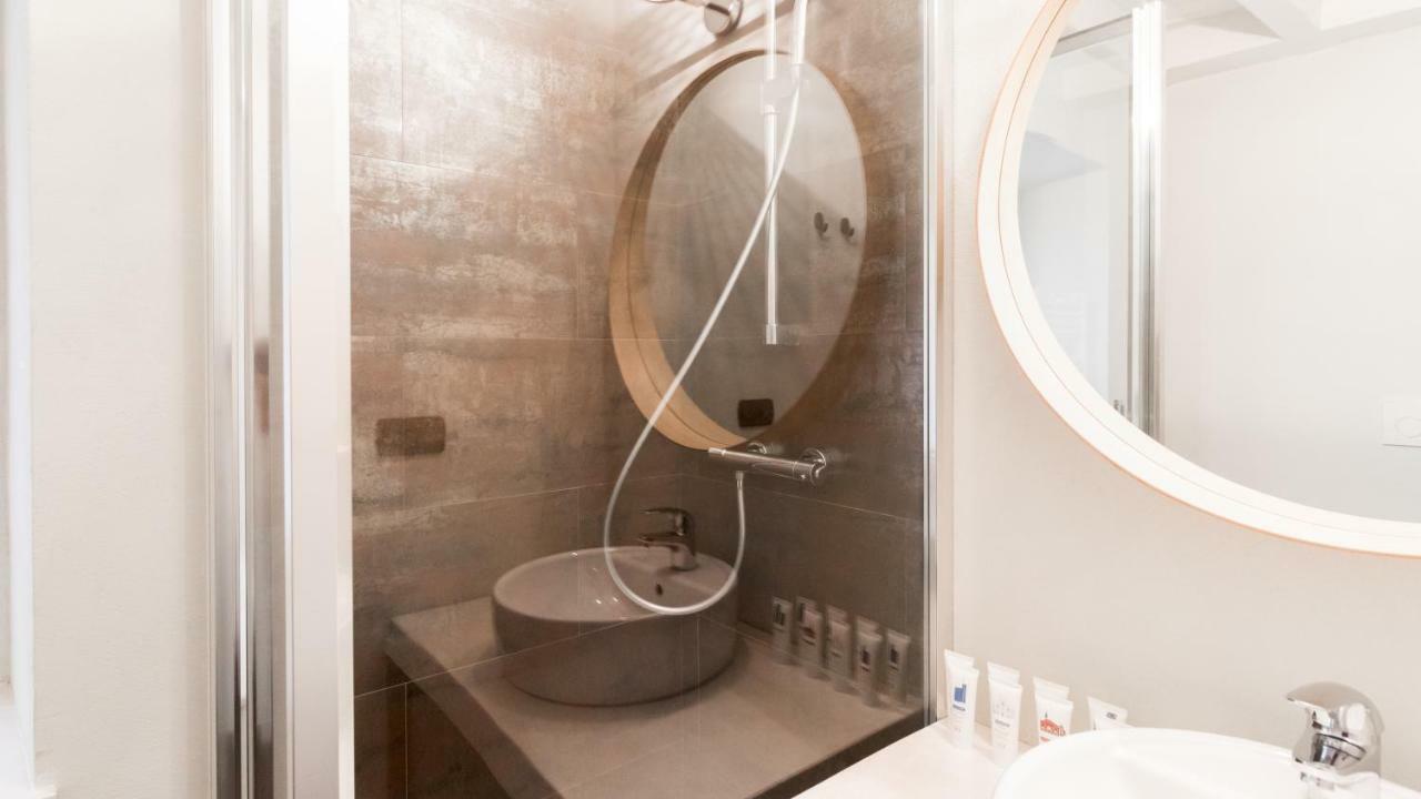 Italianway - Rosales 1 Flat Apartment Milan Luaran gambar